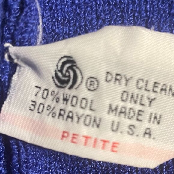 Vtg Blue STEVE FABRIKANT Santana Knit Wool Blend GOLD BUTTONS 2pc SKIRT SUIT PM! - Picture 6 of 6